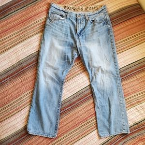 Express Jeans size 33×30, Loose fit, broken in